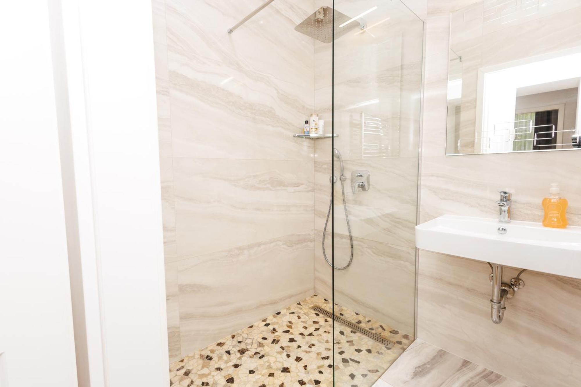 5 Beds 2 Bedrooms Top Apart In Vienna'S Heart Bagian luar foto